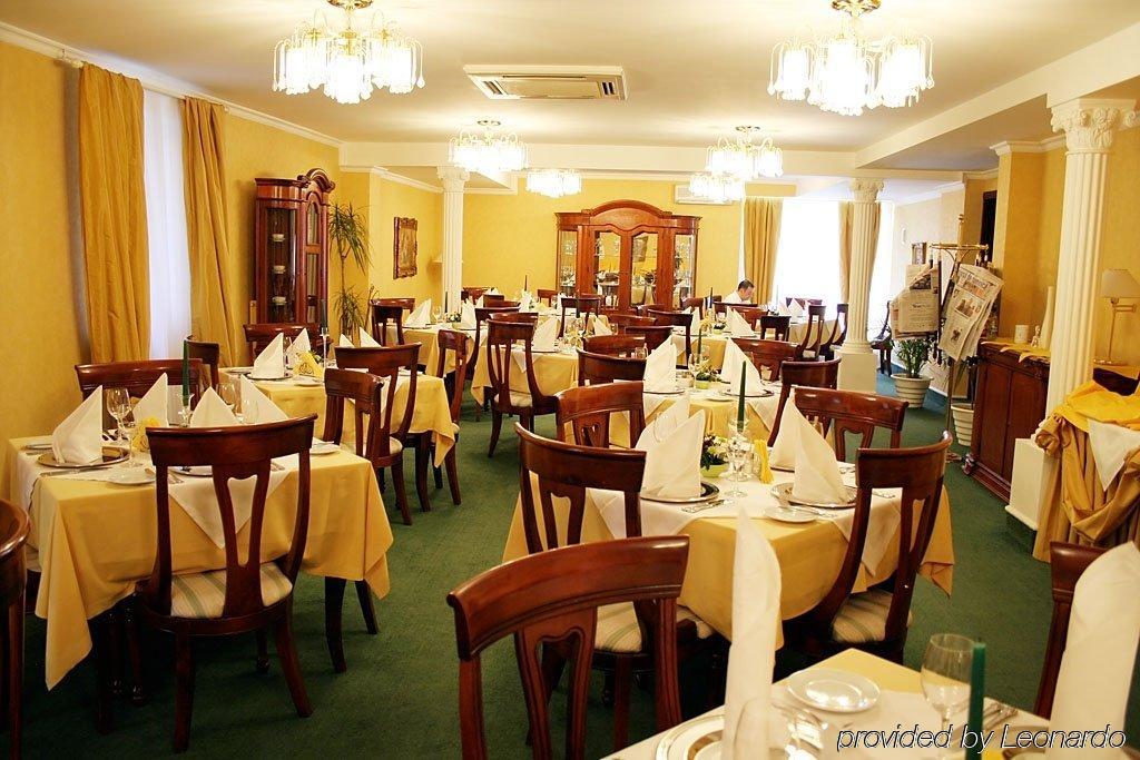 Monte-Nelly Hotel Бухарест Экстерьер фото