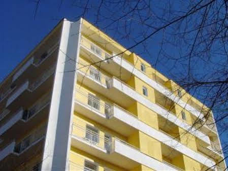 Monte-Nelly Hotel Бухарест Экстерьер фото