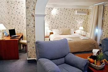 Monte-Nelly Hotel Бухарест Экстерьер фото